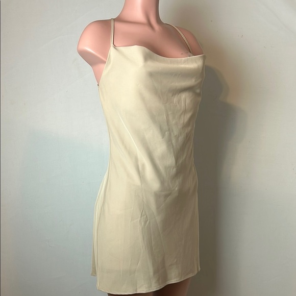 Le Lis Collection Mini Dress Ivory Tie Strap Medium L New - Picture 2 of 14